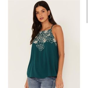 BLUE - EYESHADOW WOMEN'S FLORAL EMBROIDERED TANK TOP